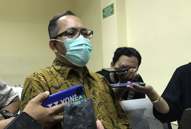 Sidang Dugaan Suap, Hakim Itong: Saksi dan Barang Bukti Tidak Korelatif