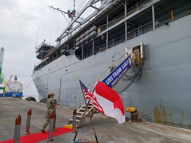Tur Kapal Perang USS Frank Cable, Jumat (22/7). Foto: Ainun Nabila/kumparan