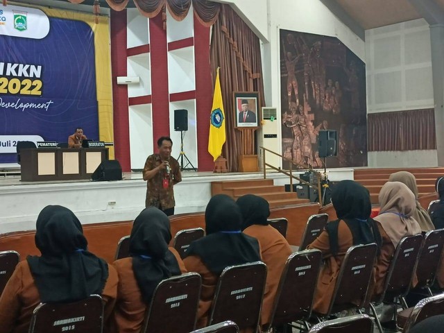 Suasana pembekalan KKN Unikama. Foto / dok