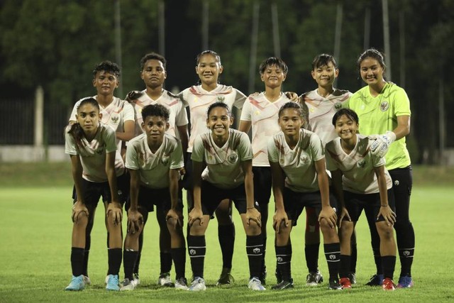 Timnas Wanita Indonesia dalam laga Piala AFF U-18 2022. Foto: PSSI