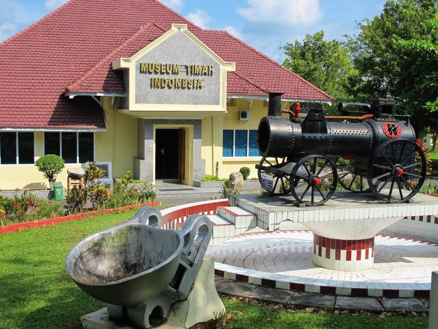 Tempat Wisata di Bangka Belitung Selain Pantai/Foto Museum Timah. Sumber: Unsplash/Ruben Sukatendel