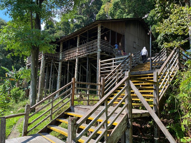 Sarawak Culture Village menyajikan replika dari 8 kebudayaan dalam 1 kawasan. Foto: Teri/Hi!Pontianak