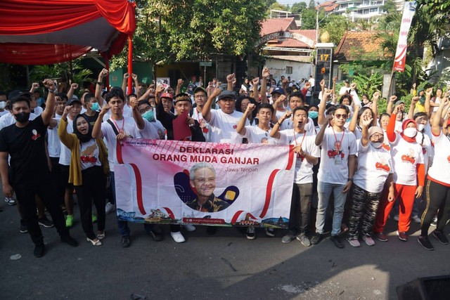 Orang Muda Ganjar (OMG) Provinsi Jawa Tengah mendeklarasikan dukungan kepada gerakan Ganjar Presiden 2024. Foto: Dok. Istimewa