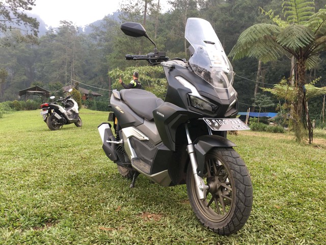 Media test ride Honda ADV 160 di kawasan Puncak, Bogor. Foto: Sena Pratama/kumparan