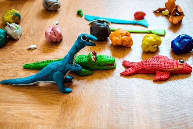 Ilustrasi bermain plastisin dengan bahan-bahan sederhana. Foto: Pixabay