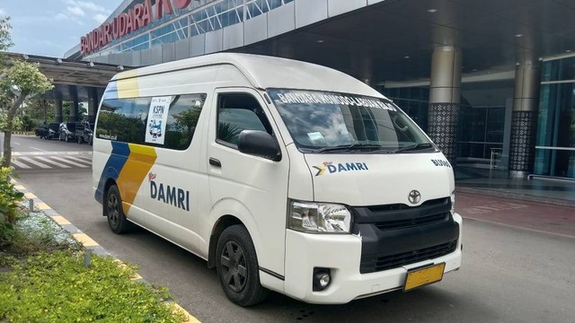 DAMRI hadirkan layanan Bandara Komodo-Labuan Bajo. Foto: DAMRI