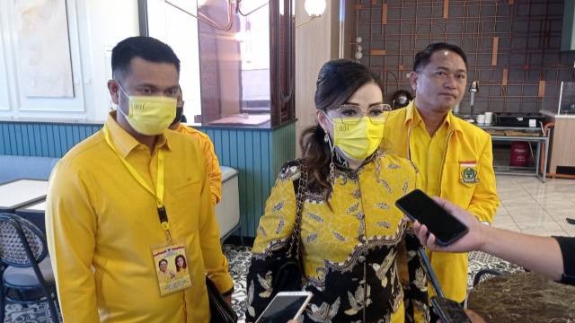 Christiany Eugenia Paruntu meminta kepada seluruh ketua DPD II Golkar se Sulawesi Utara untuk mencari figur terbaik untuk diusung pada Pemilu 2024