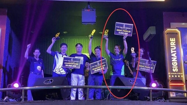 Pebiliar asal Kotawaringin Barat, Kristian Fransikus Butarbutar meraih juara 3 dalam ajang turnamen Rama 10 Ball Handycap Tournament 5+ yang digelar di Yogyakarta. Foto: IST/InfoPBUN