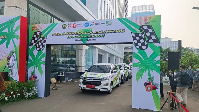 Pelepasan uji jalan B40 di Kantor Kementerian ESDM, Rabu (27/7/2022). Foto: Akbar Maulana/kumparan