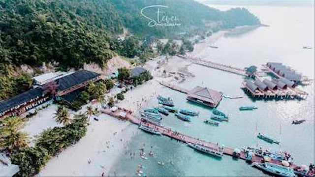 Pantai Tegal Mas Lampung. Foto: Website pulautegalamas.com