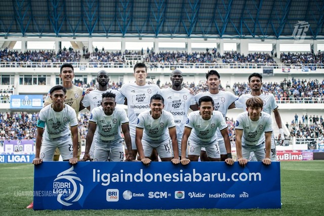 Laga PSIS Semarang vs Rans Nusantara FC di Stadion Jatidiri, Semarang, pada pekan perdana Liga 1 2022/23. Foto: Situs web resmi Liga Indonesia Baru