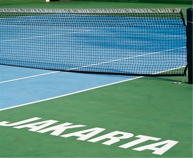 Rute Busway ke Tennis Indoor Senayan, Foto: Unsplash/Jordan Loritz