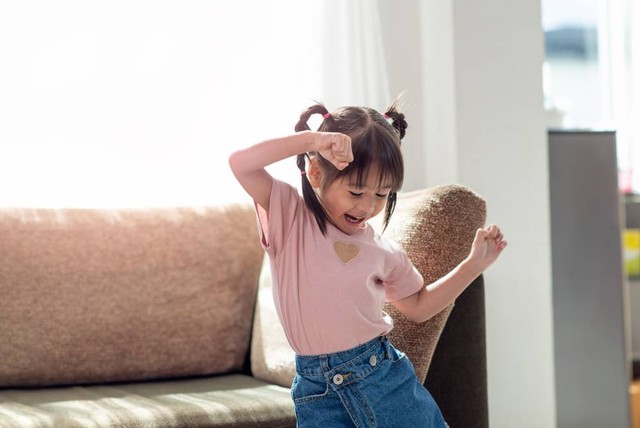 Ilusrasi anak yang gemar menari. Foto: surachet khamsuk/Shutterstock