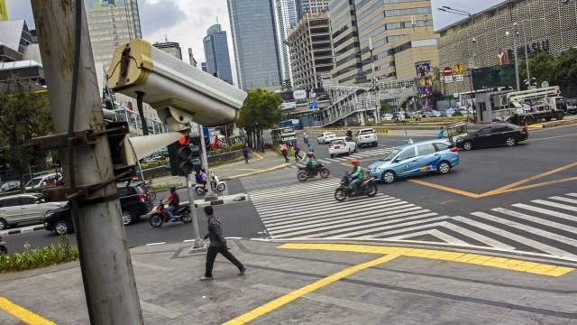Uji coba tilang CCTV (ETLE) di Jakarta dimulai 1 Oktober 2018 Foto: ANTARA FOTO/Galih Pradipta