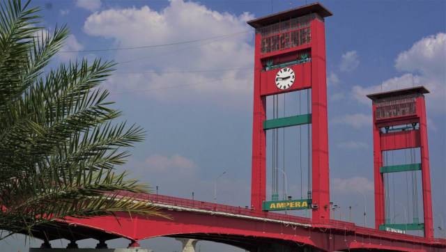 Jembatan Ampera Kota Palembang. (Foto: Abil Achmad Akbar/kumparan)
