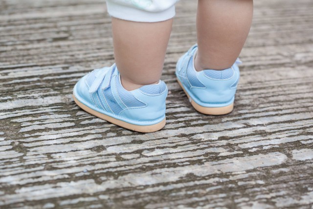 Ilustrasi sepatu bayi. Foto: Krisana Tongnantree/Shutterstock