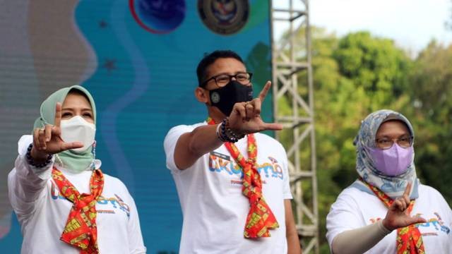 Menteri Pariwisata Dan Ekonomi Kreatif, Sandiaga Uno saat meresmikan Likupang Tourism Festival (LTF) 2022.