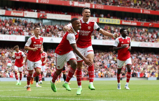 Selebrasi pemain Arsenal Gabriel Jesus usai mencetak gol ke gawang Sevilla pada laga uji coba di Stadion Emirates, London, Inggris.
Foto: Paul Childs/REUTERS