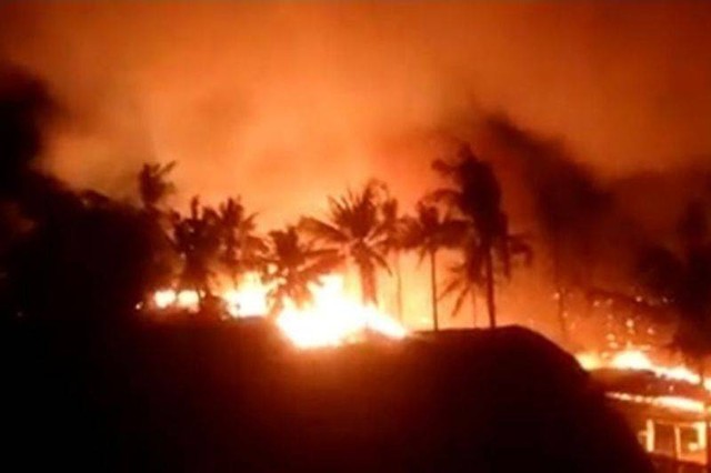 Hotel di Gili Trawangan terbakar. Foto: Dok. Istimewa