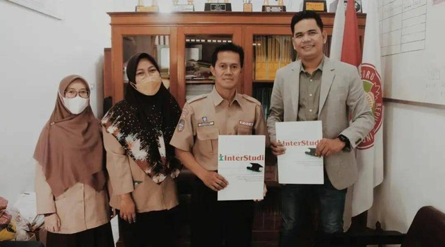 Kolaborasi STIKOM Inter Studi dengan SMA PGRI 3 Jakarta