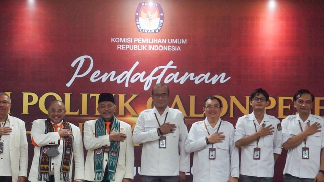 Partai PKS Mendaftar ke KPU RI untuk Pemilu 2024. Foto: Iqbal Firdaus/kumparan