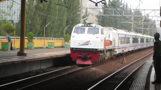 4 Stasiun Kereta Dekat Mangga Dua Square/Foto hanya ilustrasi dari kereta. Sumber: Unsplah/Fachri Hadid