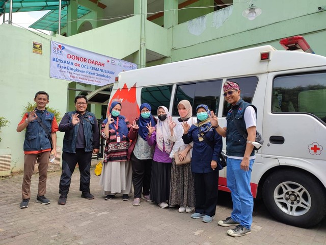 Bazaar Sembako Murah Bagi Pendonor Darah Dari OK OCE Bersama OK OCE Kemanusiaan (115539)