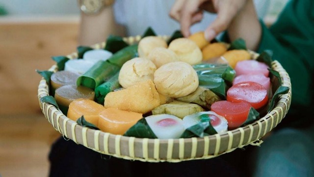 Putu Ayu dan Jajanan Pasar. Foto: Retno Wulandhari/kumparan