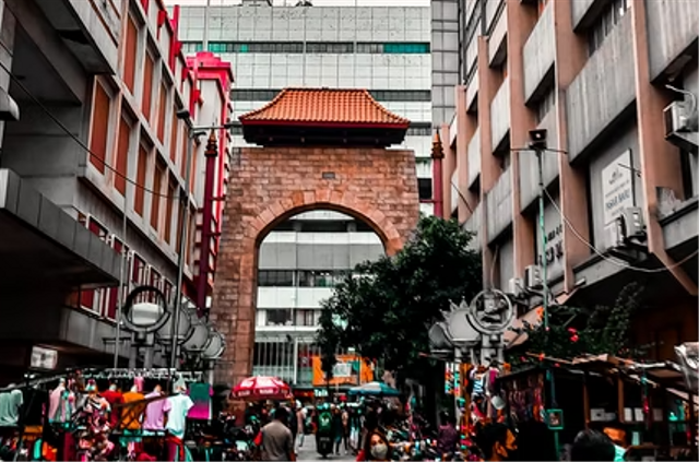 Cara ke Pasar Baru Naik KRL, Foto: Unsplash/Refhad