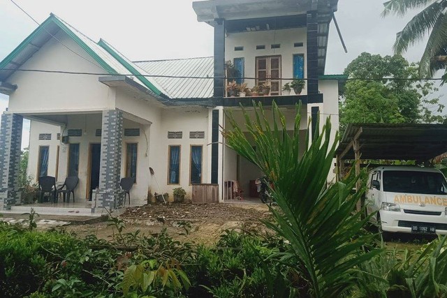 Beberapa rumah yang terlihat layak dilabeli sebagai penerima bansos di Bulukumba, Sulsel. Foto: Dok. Istimewa