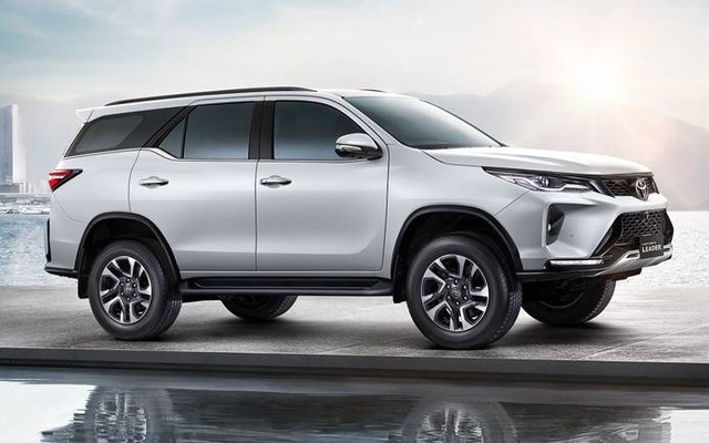 Toyota Fortuner Leader 2022 meluncur di Thailand. Foto: Toyota Motor Thailand