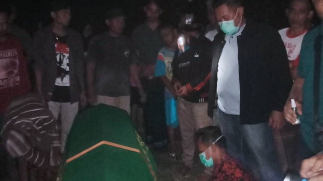 Seorang pemuda ditemukan tewas tenggelam di Sungai Pemali Desa Pulosari, Kecamatan Brebes, Selasa (2/8/2022) malam.
