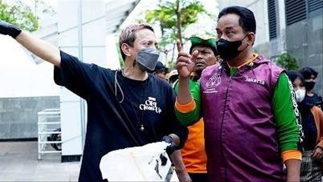 Kampanye GVFI City Clean-up di area Citayam Fashion Week (CTW, di Dukuh Atas, Sudirman, Jakarta. Foto: GVFI Indonesia