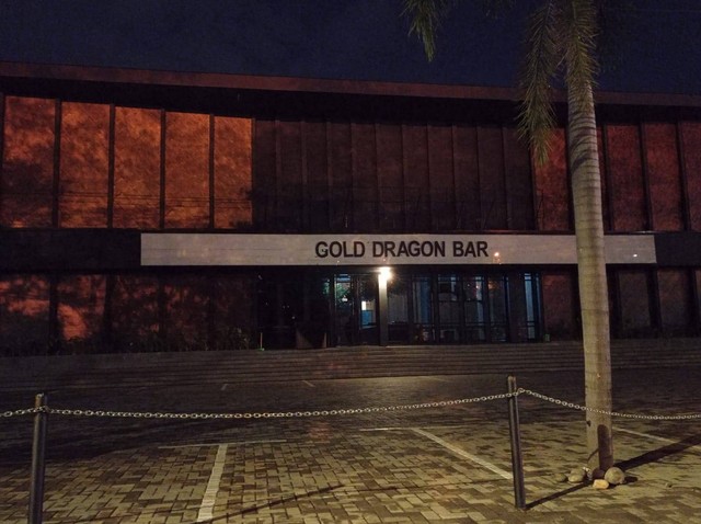 Suasana Tempat Hiburan Holywings Setelah Ganti Nama Menjadi Gold Dragon Bar (Foto: Abdul Toriq/Urban.Id