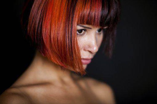 Ilustrasi wanita dengan rambut bondol. Foto: Pixabay