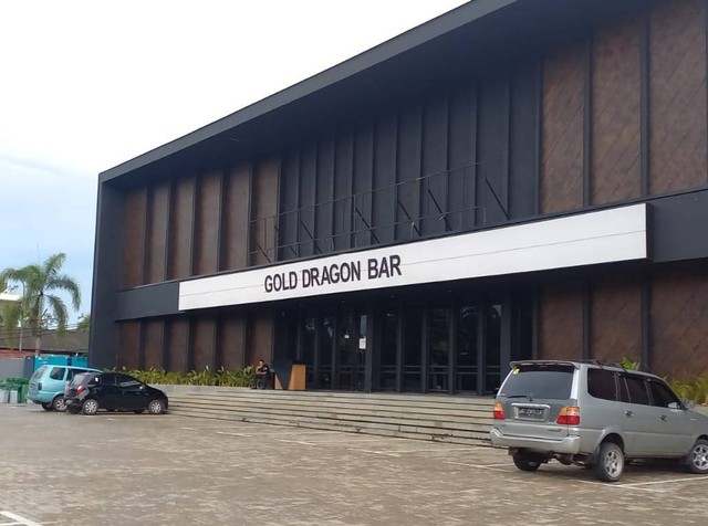 Gold Dragon Bar Nama Baru Holywings di Palembang (Foto: ist)