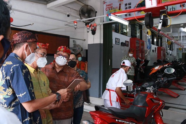 Astra Honda Motor meresmikan SMK Bina Mandiri Bekasi sebagai TEFA. Foto: Dok. Astra Honda Motor