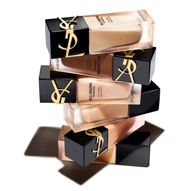 YSL Beauty New All Hours Foundation. Foto: YSL Beauty
