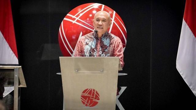 Menteri Koperasi dan UKM, Teten Masduki, saat memberi sambutan di acara Opening Bell di BEI Jakarta, Jumat (5/8/2022). Foto: Humas Kemenkop UKM