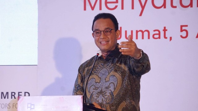 Gubernur DKI Jakarta Anies Baswedan di acara 10 Tahun Forum Pemred, Jumat (5/8/2022). Foto: Iqbal Firdaus/kumparan