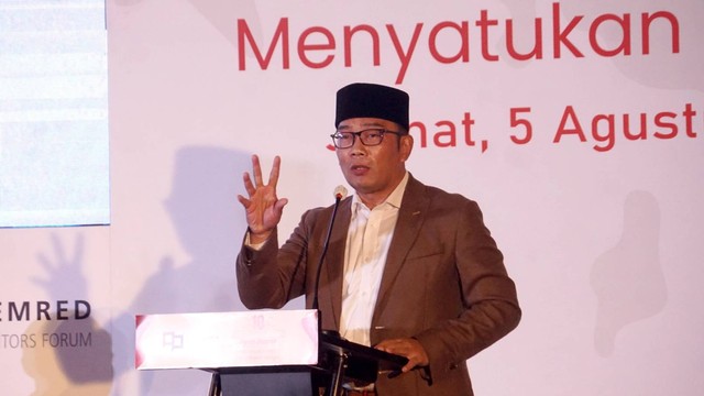 Gubernur Jawa Barat Ridwan Kamil di acara 10 Tahun Forum Pemred, Jumat (5/8/2022). Foto: Iqbal Firdaus/kumparan