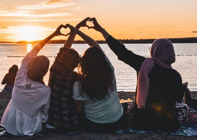 Ilustrasi kemerdekaan beragama di Indonesia. Foto: unsplash.com/noorulabdeen
