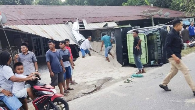 Kecelakaan ini terjadi di Jalan Rambutan Pangkalan Bun pada Jumat (5/8/2022). Foto: IST/InfoPBUN