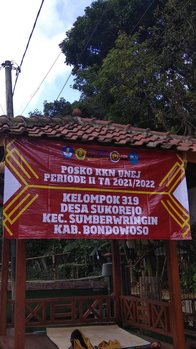 Posko KKN UNEJ Kelompok 319 di Desa Sukorejo.