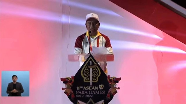 Menpora Zainudin Amali dalam seremoni penutupan ASEAN Para Games 2022 di Stadion Manahan Solo, Sabtu (06/08/2022). FOTO: Tangkap layar YouTube Gibran TV