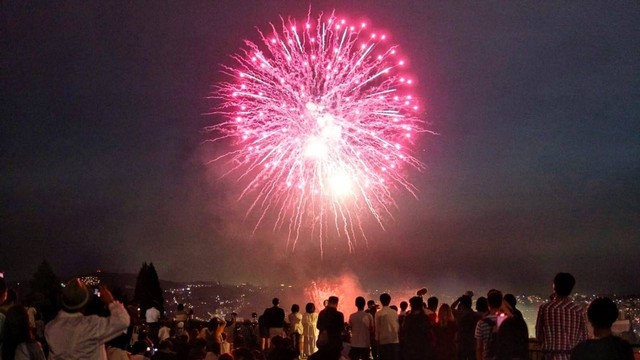 Festival kembang api di Sendai, Jepang. Foto: Ahmad Ariska/acehkini