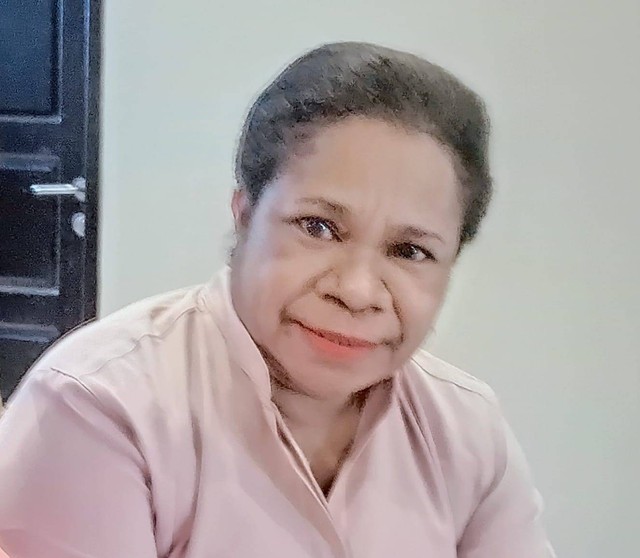 Sekretaris Dinas Ketahanan Pangan Papua Barat, Dina Rumadas