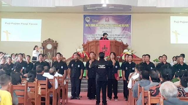 24 Panji Yosua PKB Gereja GMIM Jemaat Pniel Sulu, Wilayah Tatapaan Indah