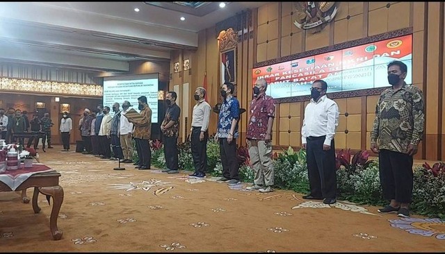 Deklarasi setia pada NKRI di Gedung Hayam Wuruk, Kantor Gubernur Jatim. (Foto-foto: Ni'am Kurniawan/jatimnow.com).