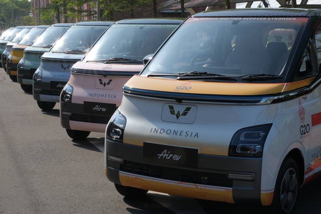 Mobil listrik Wuling Air ev mulai diproduksi lokal. Foto: Wuling Motor Indonesia